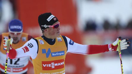 Beh na lyžiach-SP: Hösflot Kläbo nedal súperom šancu a triumfoval. Emma Ribomová uspela v samom závere