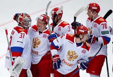 Hokejisti Ruska spoznali dresy na ZOH. Vyzerajú ako zo sovietskych čias