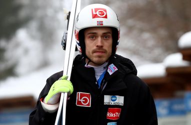 Skoky-SP: Stjernen víťazom v letoch v Bad Mitterndorfe, Stoch neúspešný