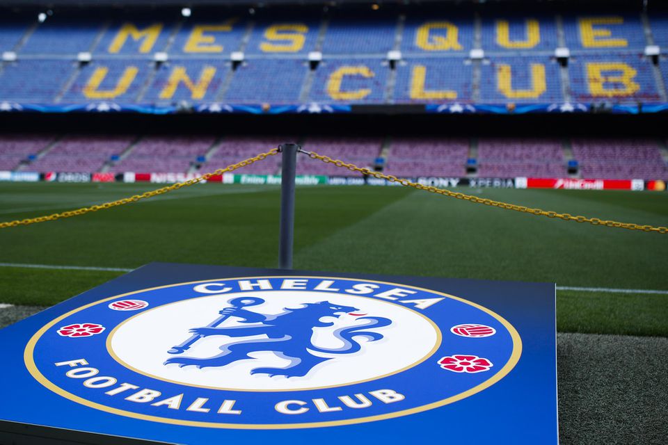 Chelsea podala sťažnosť za incidenty počas odvety osemfinále LM v Barcelone.
