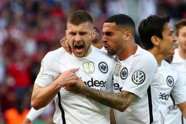DFB Pokal: Frankfurt zdolal vo finále favorizovaný Bayern Mníchov