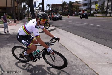 Okolo Kalifornie: Peter Sagan šetril sily, vrchársku etapu vyhral Bernal