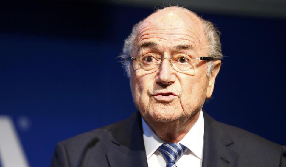 Blatter vyzval na odmietnutie použitia videorozhodcu na MS 2018