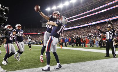 NFL: V Super Bowl LII si to rozdajú Eagles  proti Patriots