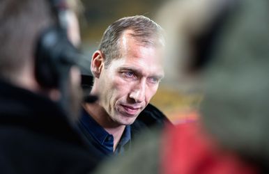 Tréner Strasser nemal infarkt, tvrdí vedenie Kaiserslauternu