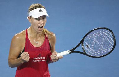 WTA Sydney: Kerberová a Bartyová postúpili do finále