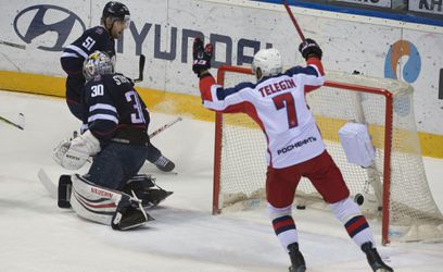 HC Slovan pri oslave Jozefa Golonku doma padol s CSKA Moskva