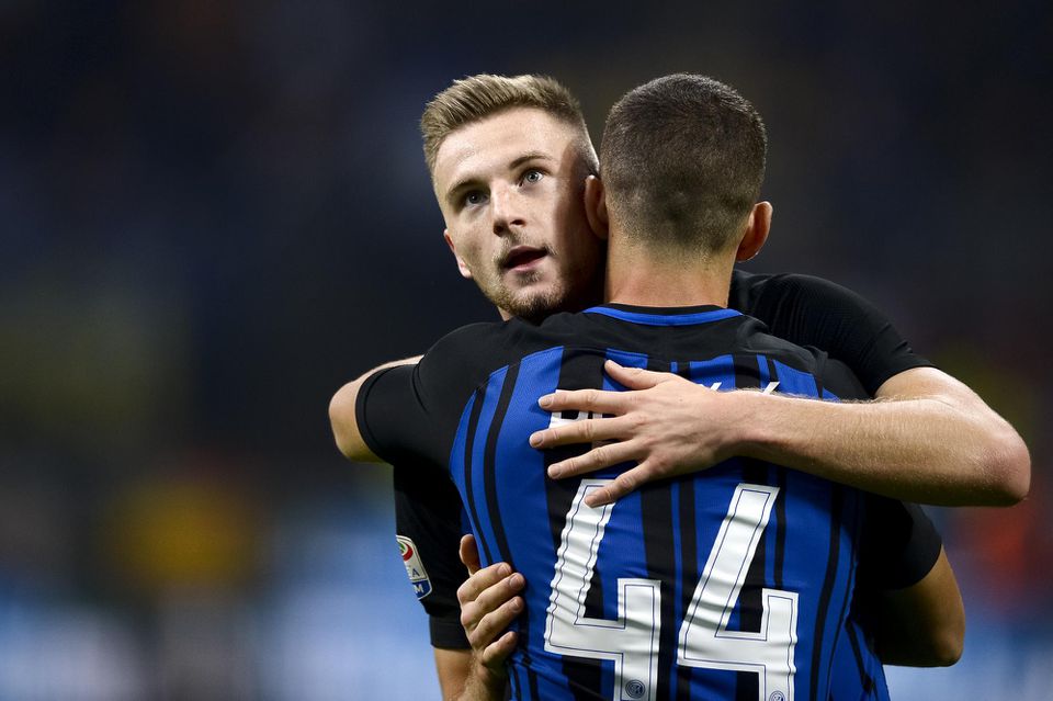 Milan Škriniar a Ivan Perišič z Interu Miláno sa tešia z gólu