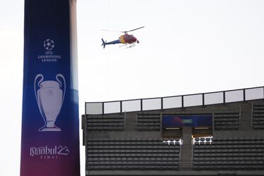 Majiteľ Manchestru City si pozrie finále z tribúny v Istanbule