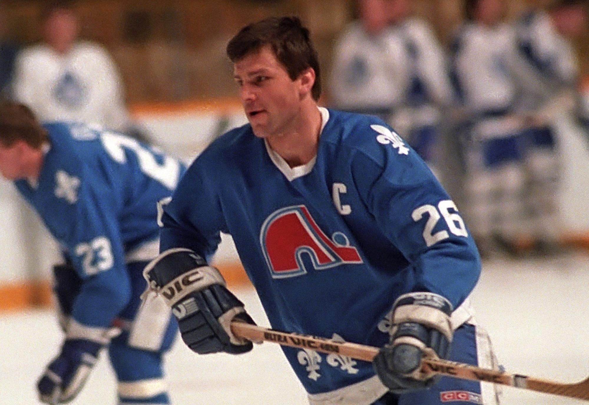 Peter Šťastný v drese Quebec Nordiques