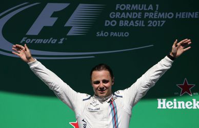Felipe Massa sa po domácej Veľkej cene rozlúčil s kariérou