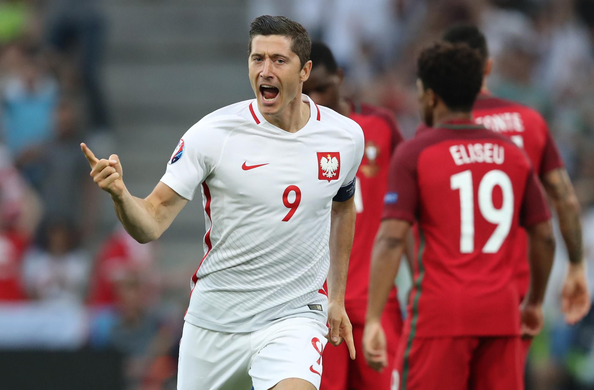 Robert Lewandowski v drese poľskej reprezentácie.