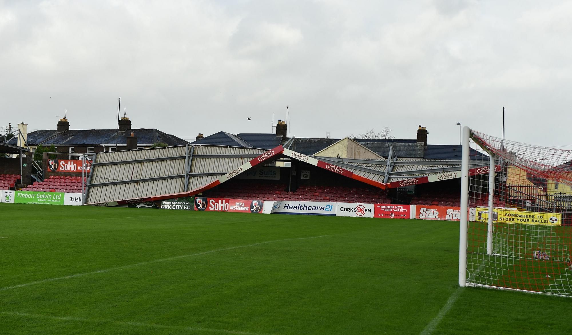 Zničený štadión Cork City FC