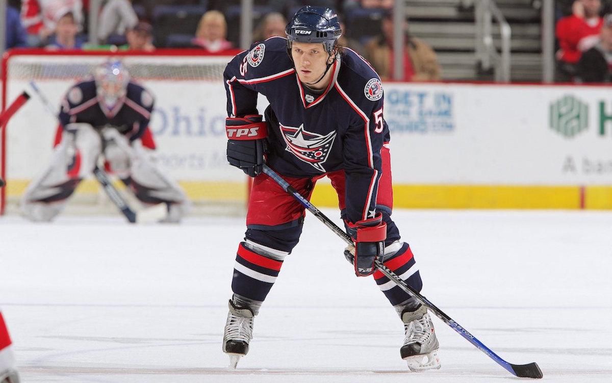 Ole-Kristian Tollefsen v drese Columbus Blue Jackets.