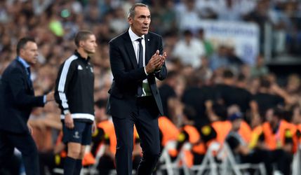 Tréner APOEL Nikózia ponúkol rezignáciu, vedenie klubu ju neprijalo