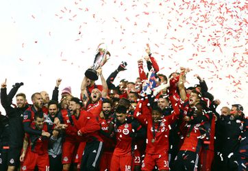 MLS: Kanada spoznala šampiónov, sú nimi hráči Toronta