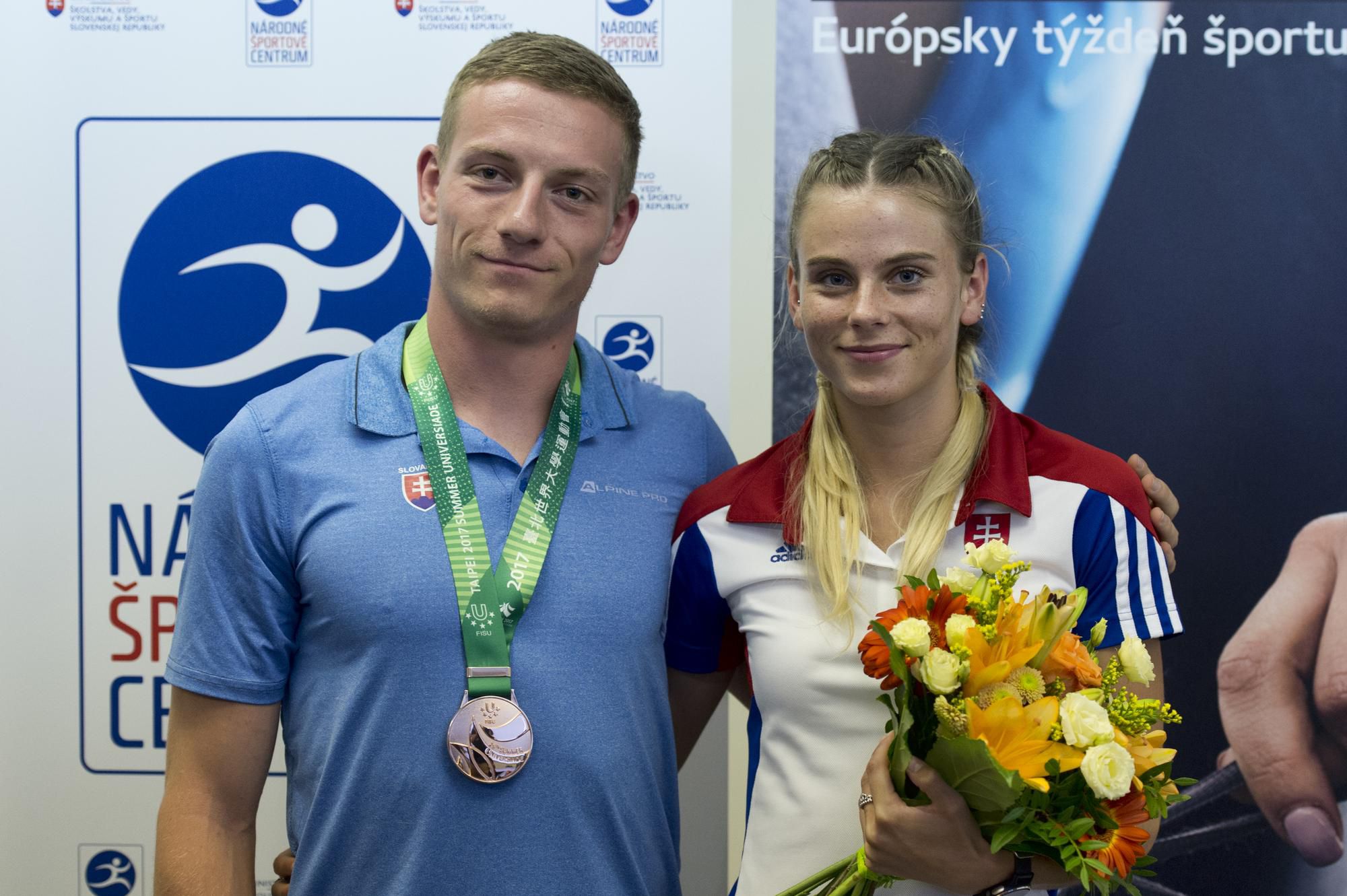 slovenskí atléti Alexandra Bezeková a Ján Volko