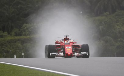 Druhý tréning v Malajzii pre Ferrari, najrýchlejší bol Vettel