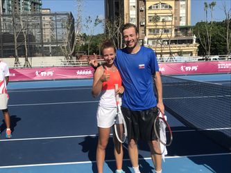 SLU: Tenisti Košec s Parajovou postúpili do finále miešanej štvorhry
