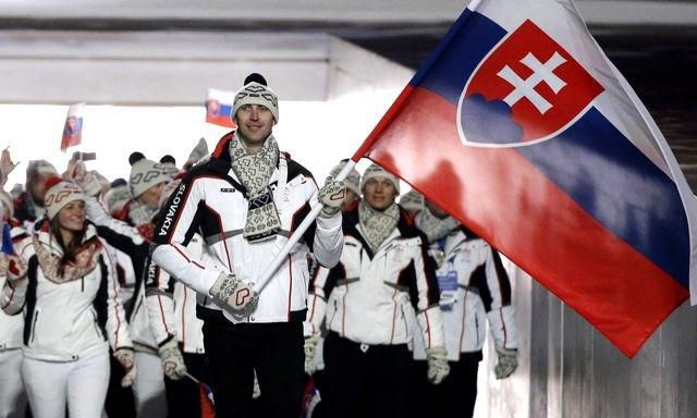 Zdeno chara slovensko vlajkonosic otvaraci ceremonial soci2014 reuters