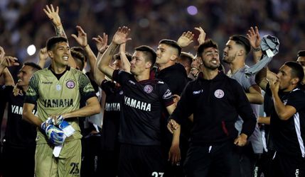 Pohár osloboditeľov: Lanus vyradil River Plate v semifinále