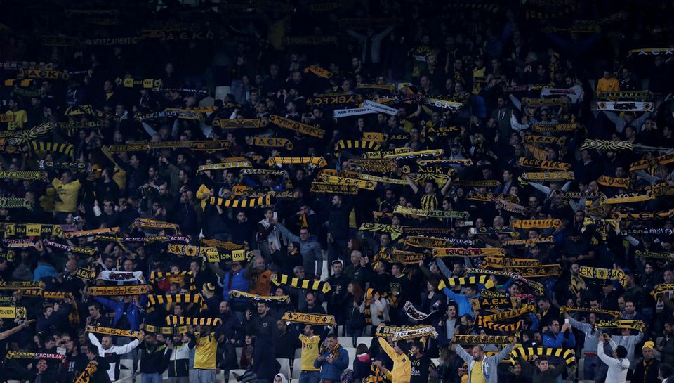 fanúšikovia AEK Atény