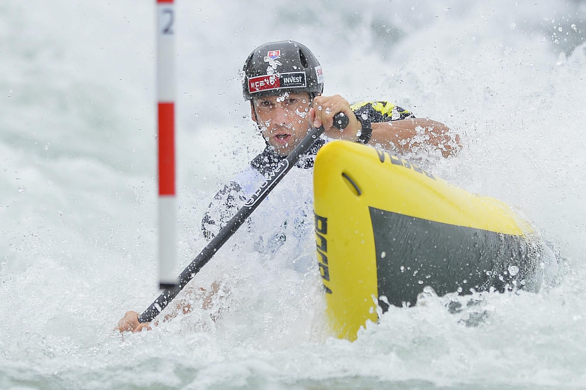 Alexander Slafkovský- vodný slalom