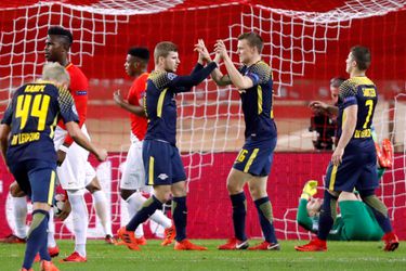 Besiktas do osemfinále, Monaco si doma spravilo hanbu