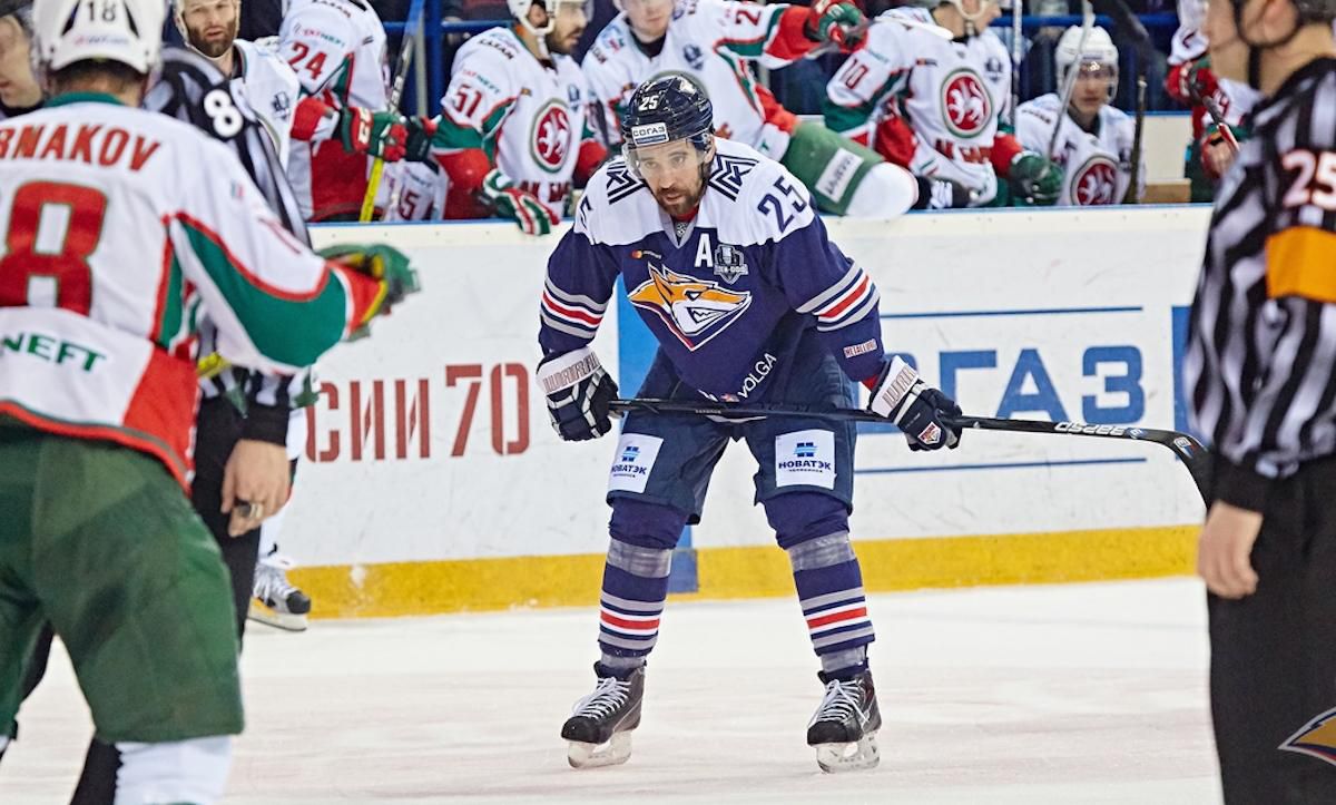 Danis Zaripov paradoxne vďaka dopingu zabojuje o NHL.