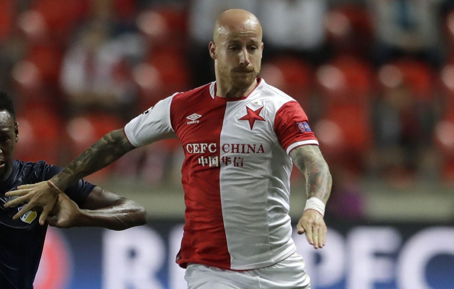 Miroslav Stoch v drese Slavie Praha