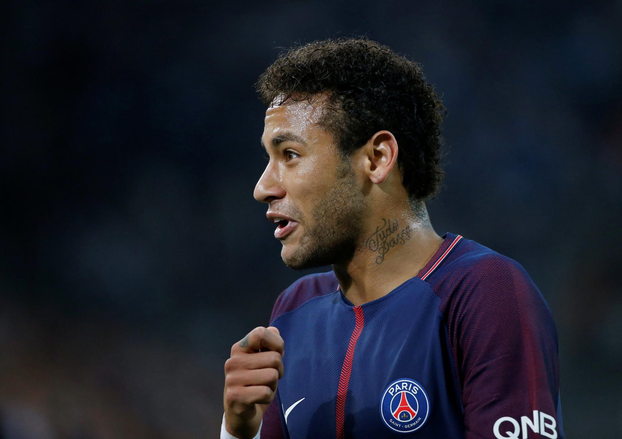 Neymar v drese Paríž Saint-Germain