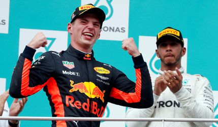 VC Malajzie: Víťazom oslávenec Verstappen, Vettel z posledného miesta štvrtý