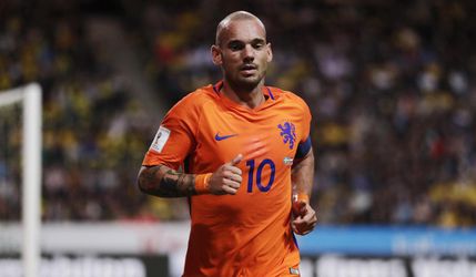Wesley Sneijder prekonal legendu a stal sa holandským rekordérom