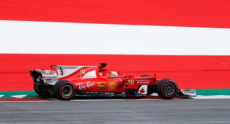 VC Rakúska: Vettel víťazom tretieho tréningu, Hamilton tesne druhý