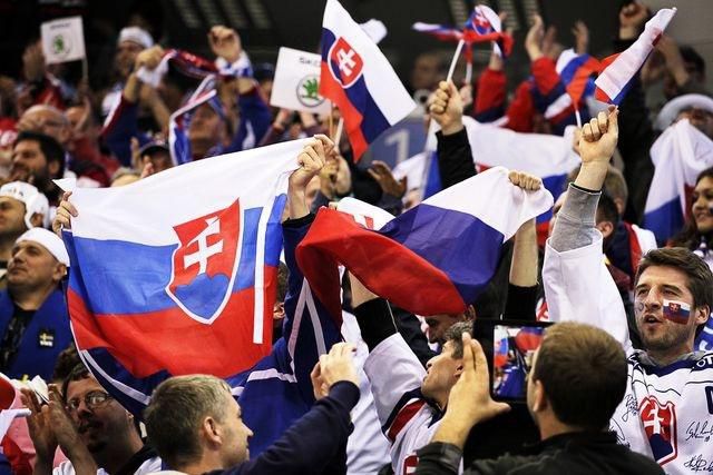 Slovenskí hokejoví fanúšikovia