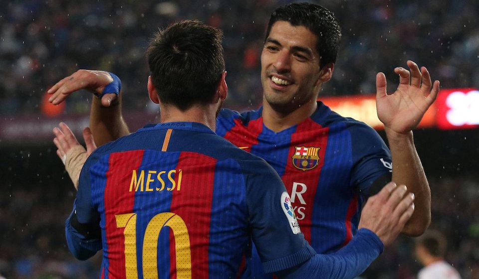 Barcelona, Lionel Messi, Luis Suarez, radost, gol, apr17, reuters