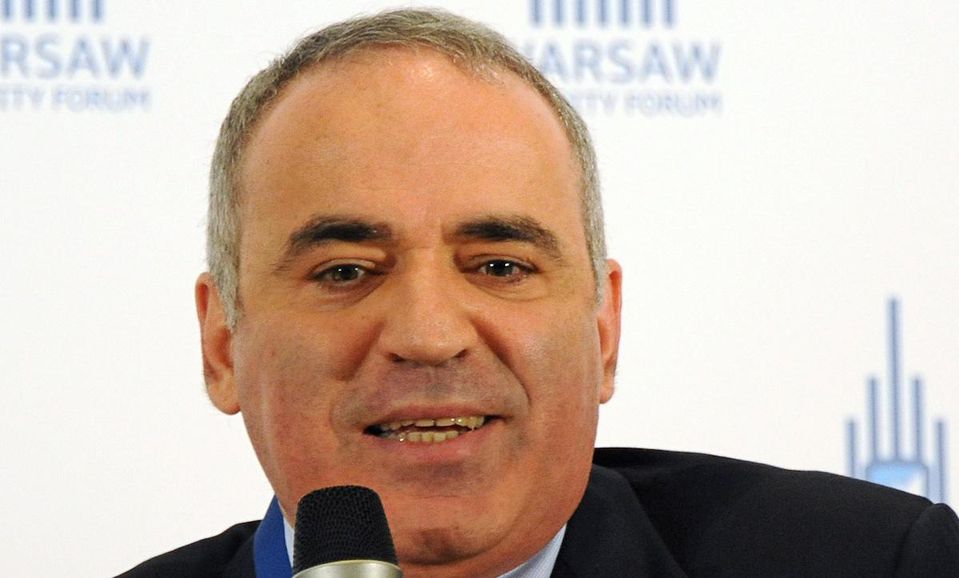 Garri Kasparov, šachový veľmajster.