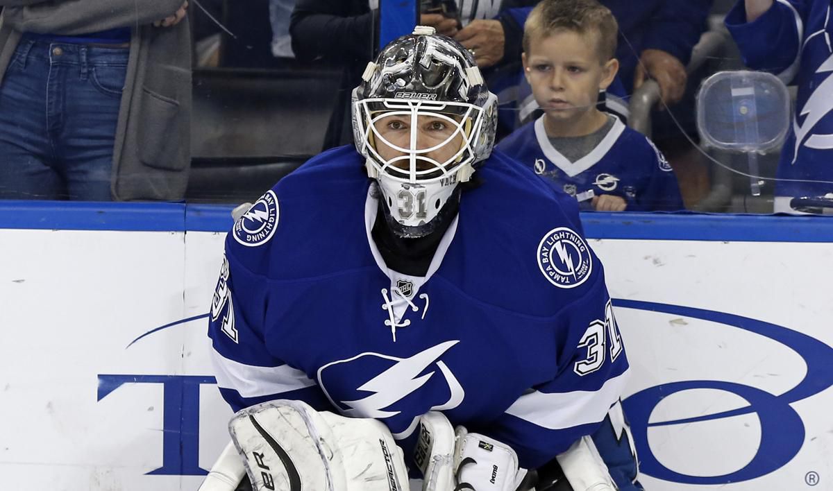 Peter Budaj v drese Tampy Bay Lightning.