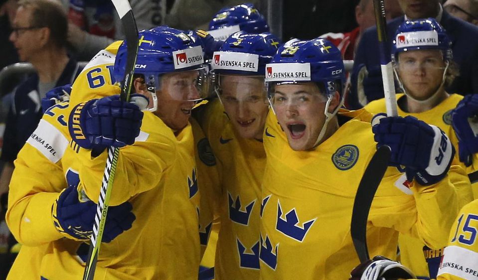 Švédi oslavujú gól