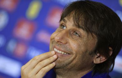Antonio Conte chce vytvoriť niečo veľké, v Chelsea FC ostáva