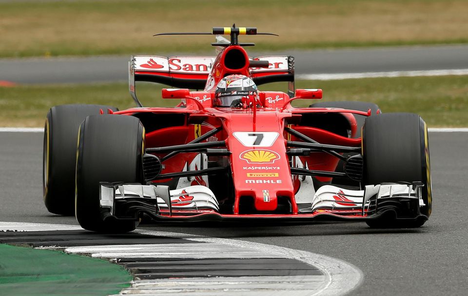 Jazdec Ferrari Kimi Räikkönen
