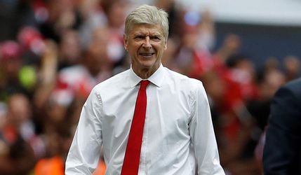 Wenger zostane v Arsenale ďalšie dva roky, hlásia anglické médiá