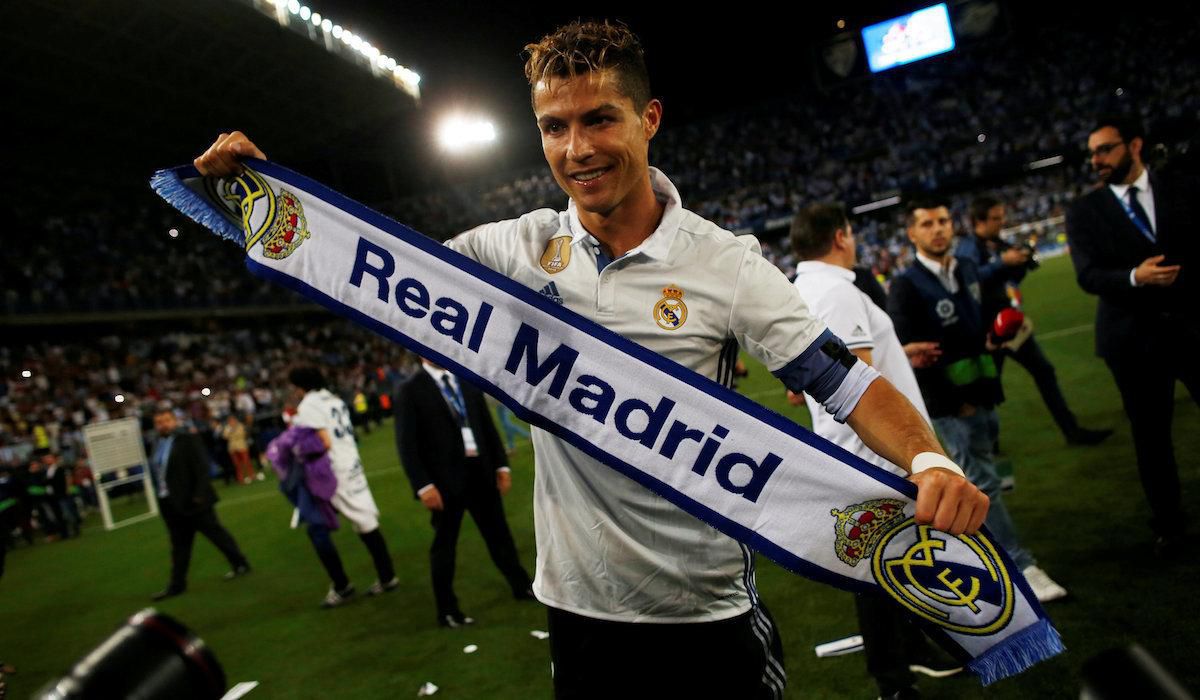 Cristiano Ronaldo oslavuje ligový titul