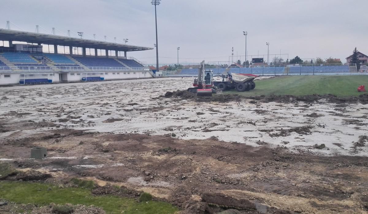 Výmena trávnika v NTC SFZ v Senci