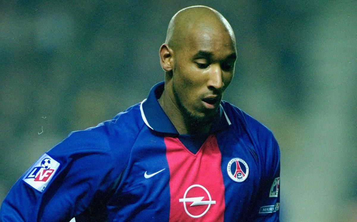 Iba 22-ročný Nicolas Anelka v službách Paríž Saint-Germain