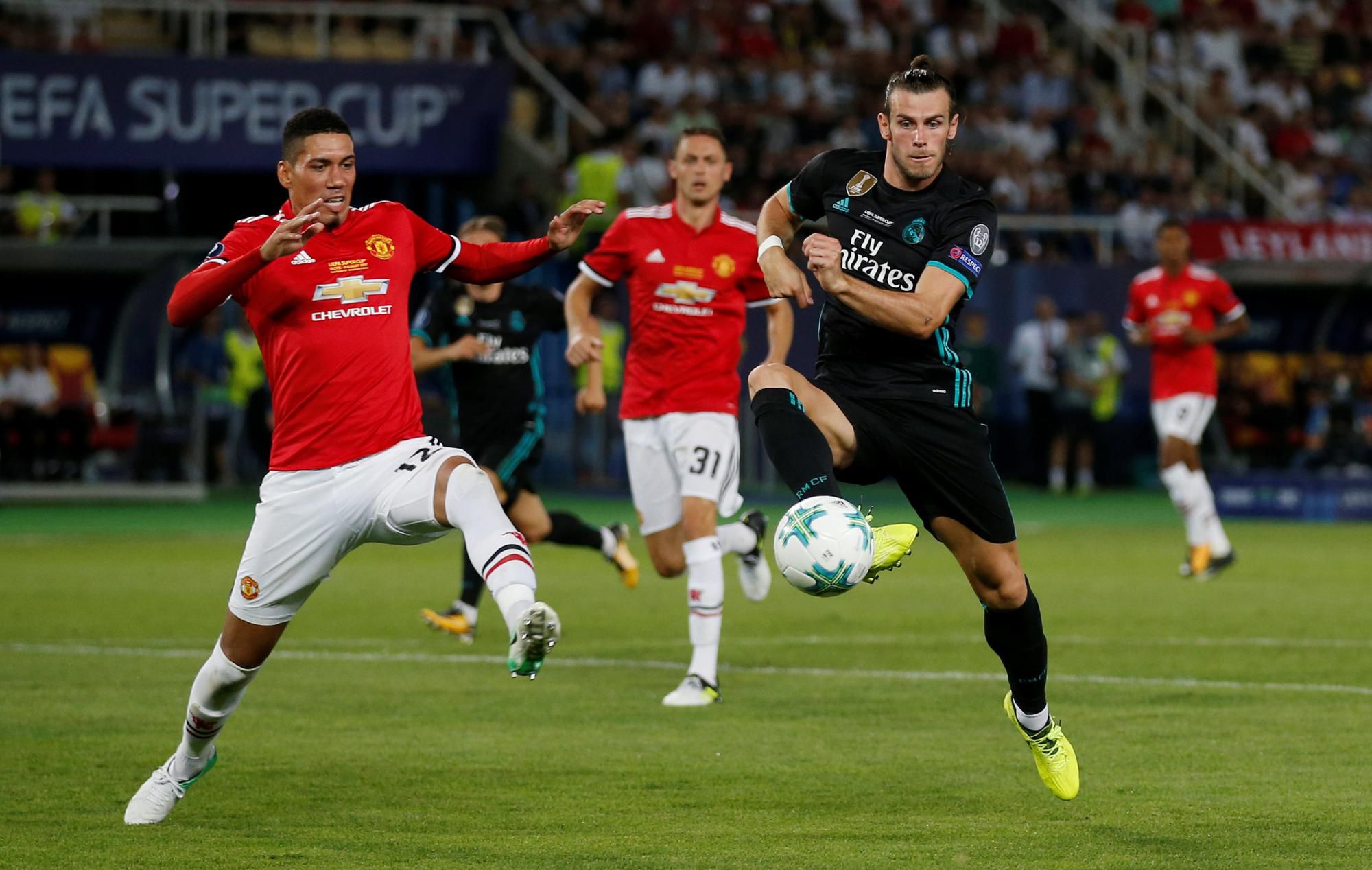Real Madrid - Manchester United (Chris Smalling, Gareth Bale)