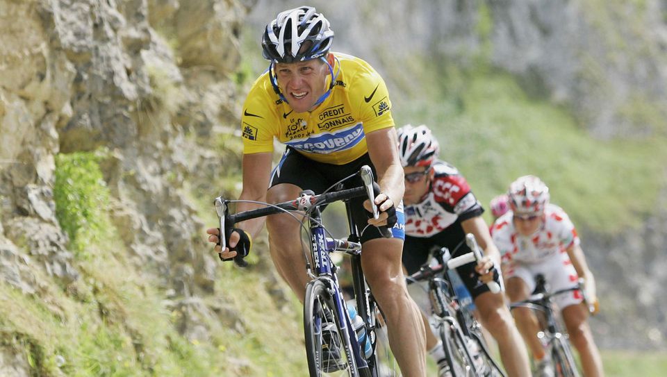 Lance Armstrong v žltom drese na Tour de France