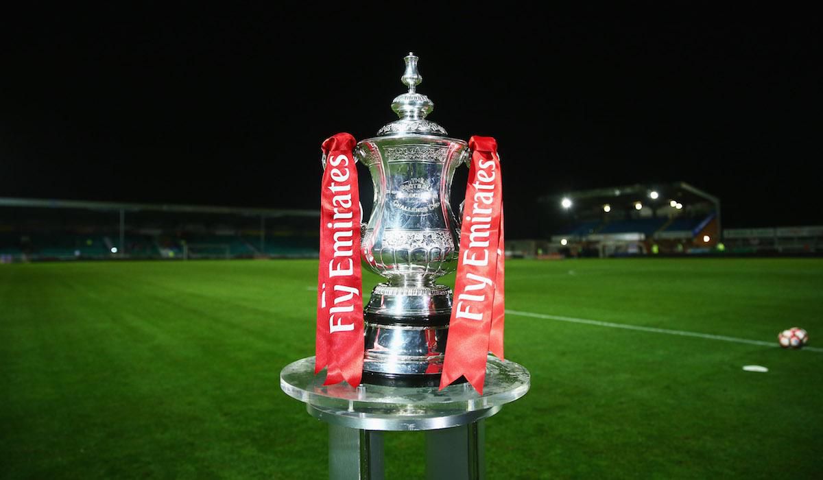 Trofej za víťazstvo v tradičnom anglickom FA Cupe.