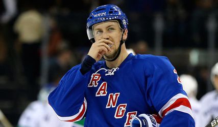 NY Rangers opúšťa talentovaný center a fínsky brankár Raanta