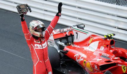 VC Monaka pre Sebastiana Vettela, Ferrari má po rokoch double